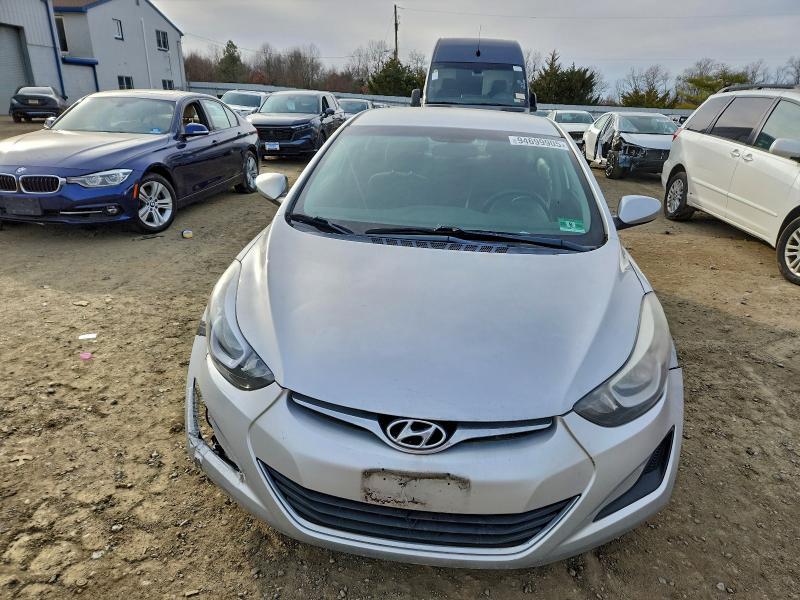 2014 HYUNDAI ELANTRA SE — Фото 5 из 12