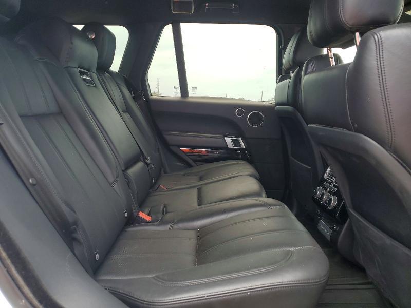 2017 LAND ROVER RANGE ROVER HSE — Фото 11 из 13