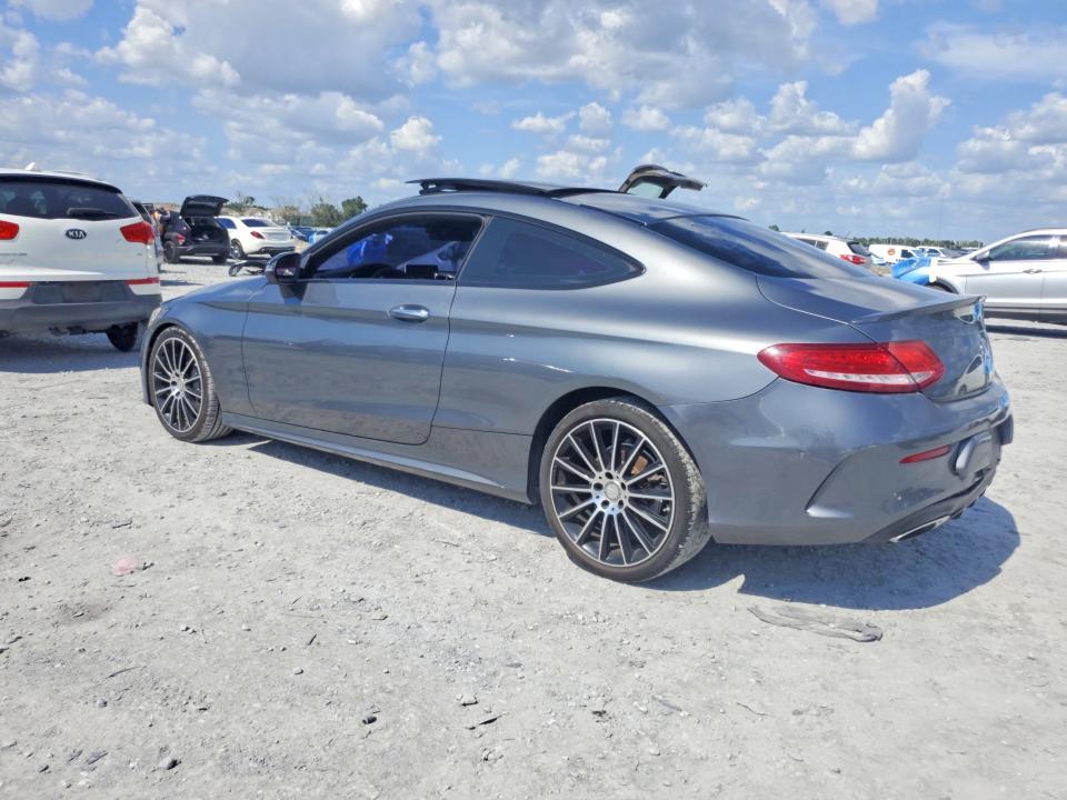 2017 MERCEDES-BENZ C 300 — Фото 2 из 12