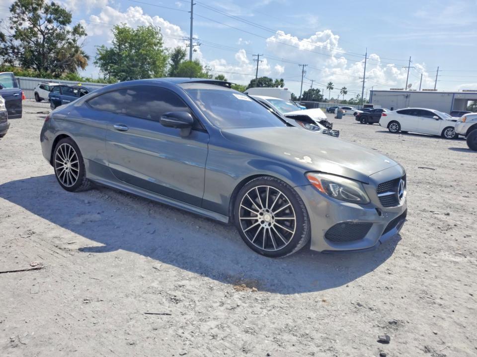 2017 MERCEDES-BENZ C 300 — Фото 4 из 12