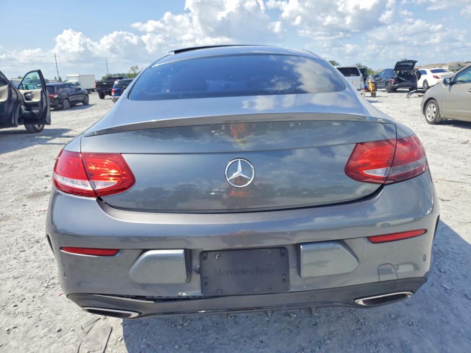 2017 MERCEDES-BENZ C 300 — Фото 6 из 12