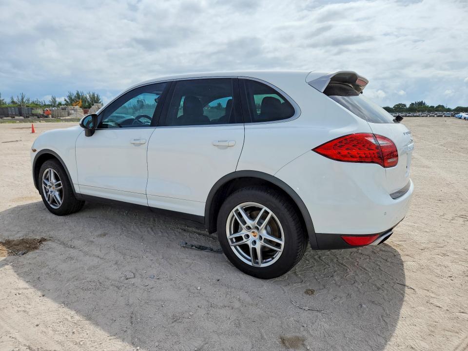 2014 PORSCHE CAYENNE — Фото 2 из 13