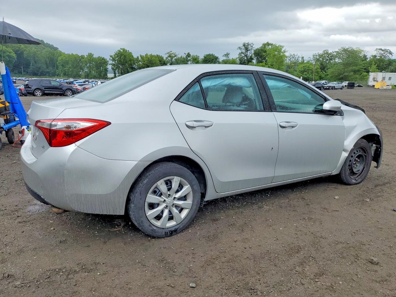 2016 TOYOTA COROLLA LE PLUS/LE PREMIUM — Фото 3 из 12