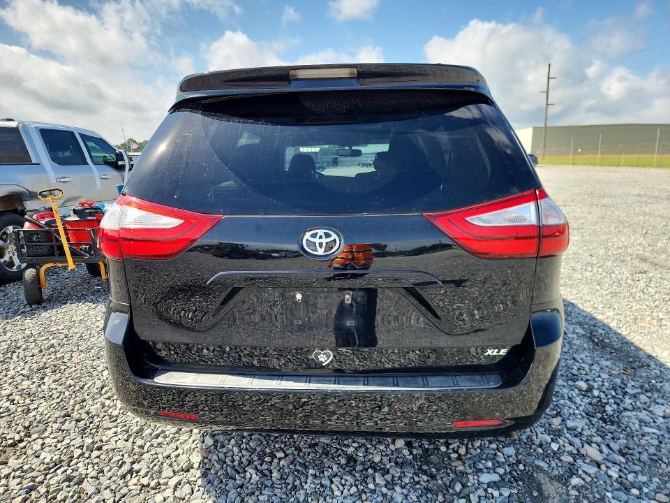 2016 TOYOTA SIENNA XLE PREMIUM 8-PASSENGER — Фото 6 из 13