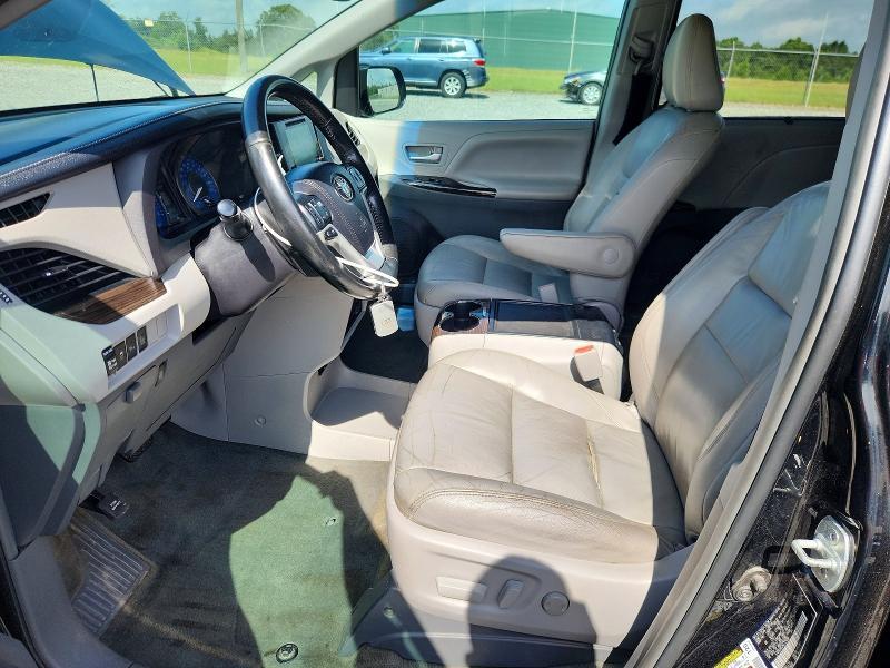 2016 TOYOTA SIENNA XLE PREMIUM 8-PASSENGER — Фото 7 из 13
