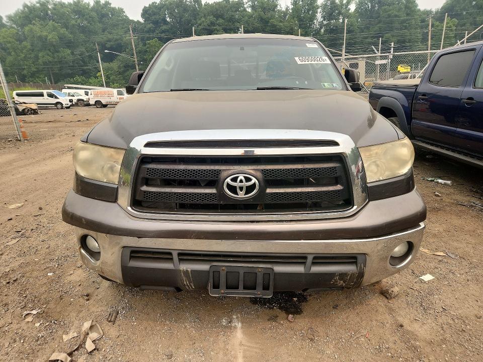 2013 TOYOTA TUNDRA DOUBLE CAB SR5 — Фото 5 из 12