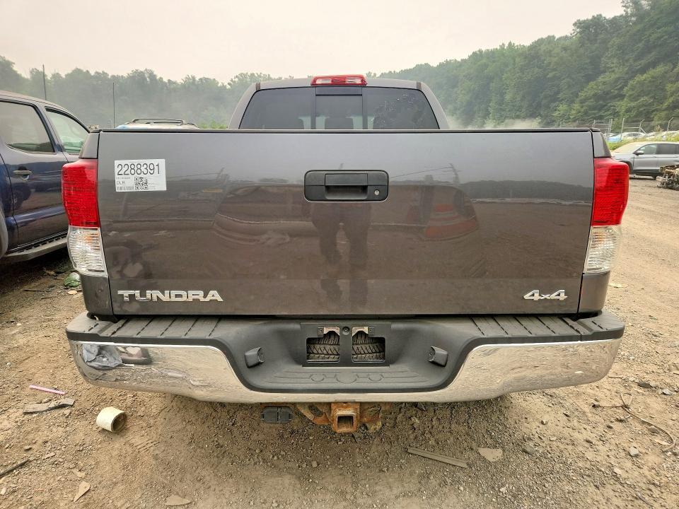 2013 TOYOTA TUNDRA DOUBLE CAB SR5 — Фото 6 из 12