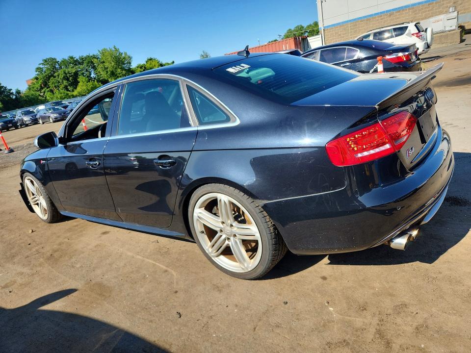 WAUKGAFL4BA158301 2011 AUDI S4 photo no. 2