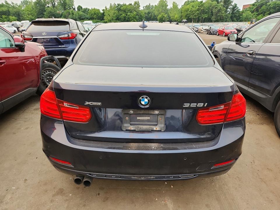 2014 BMW 328 XI — Фото 6 из 12