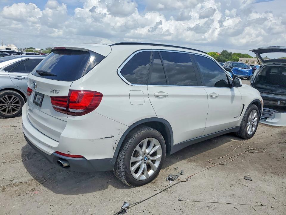 2016 BMW X5 XDRIVE35I — Фото 3 из 12