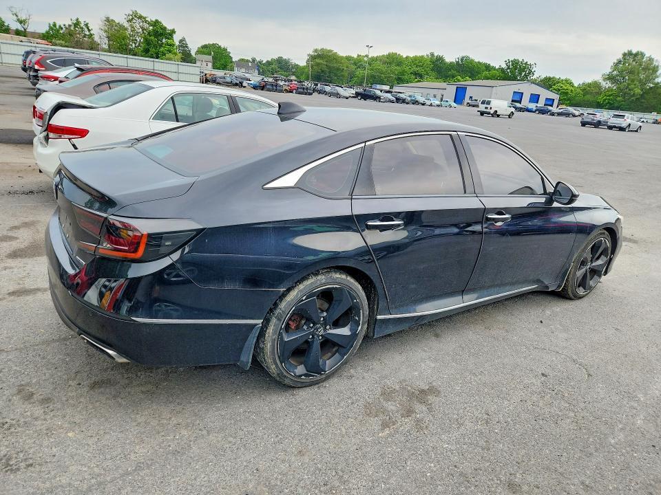 2018 HONDA ACCORD TOURING — Фото 3 из 12