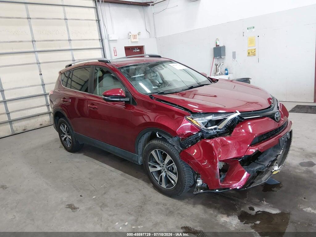JTMRFREV6JD231736 2018 TOYOTA RAV4 photo no. 1
