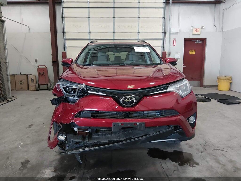 JTMRFREV6JD231736 2018 TOYOTA RAV4 photo no. 12