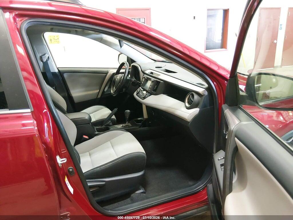 JTMRFREV6JD231736 2018 TOYOTA RAV4 photo no. 5