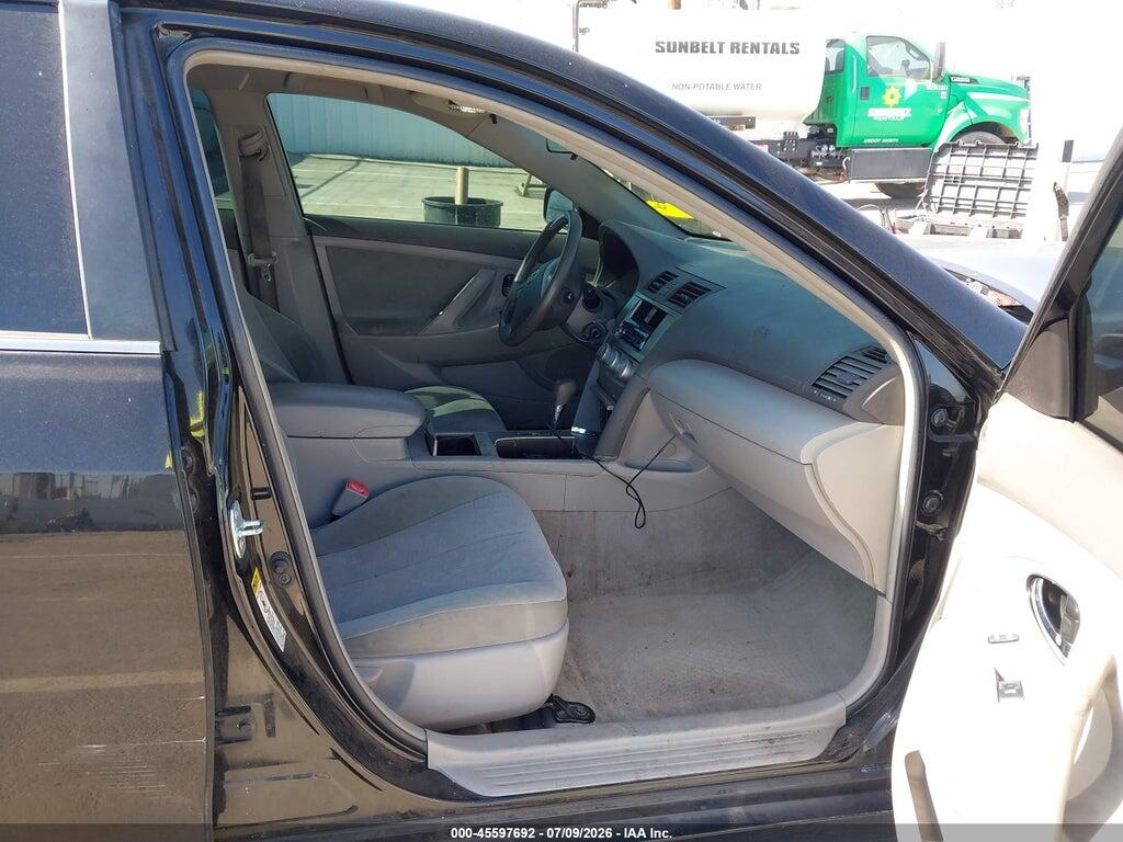 4T1BF3EK1BU209502 2011 TOYOTA CAMRY photo no. 5