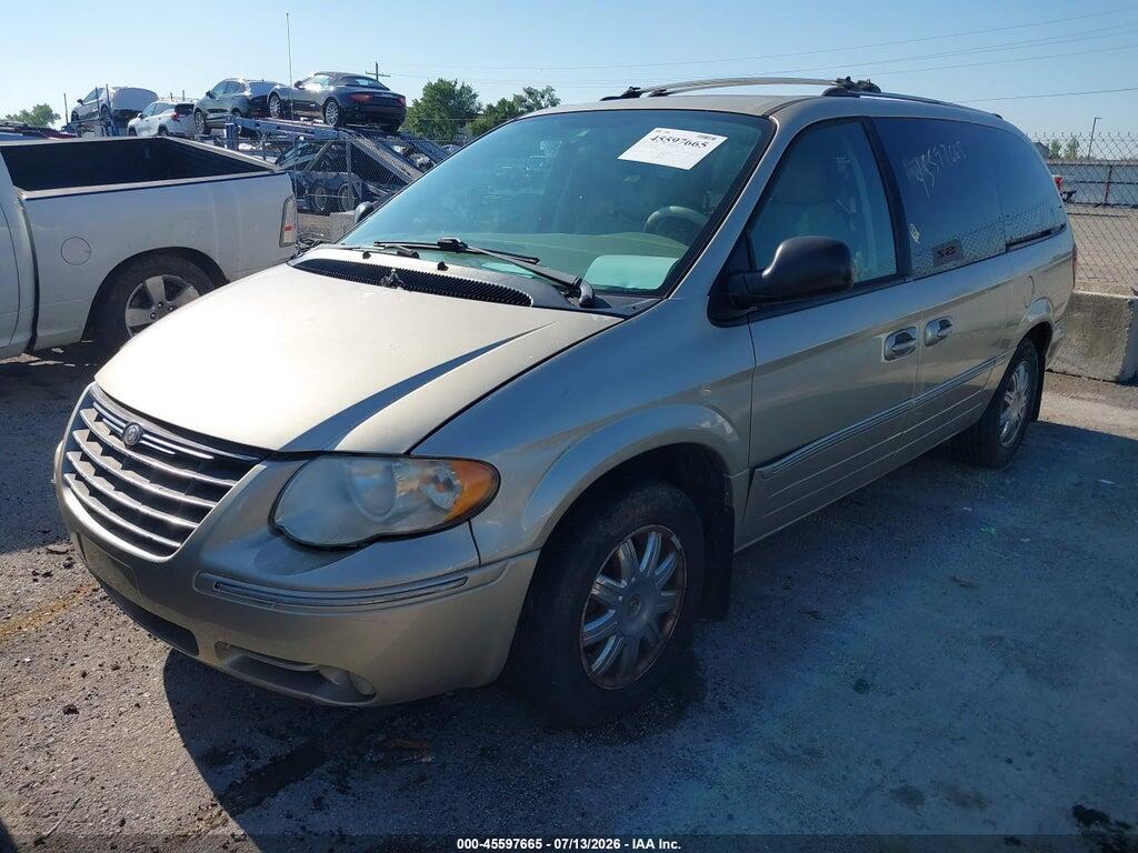 2C8GP64L35R267453 2005 CHRYSLER TOWN & COUNTRY photo no. 2