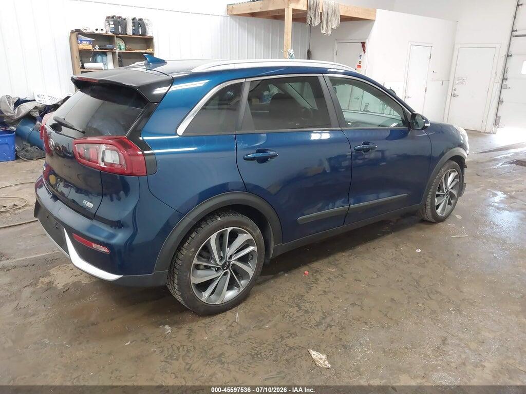 KNDCC3LC6H5045972 2017 KIA NIRO photo no. 4