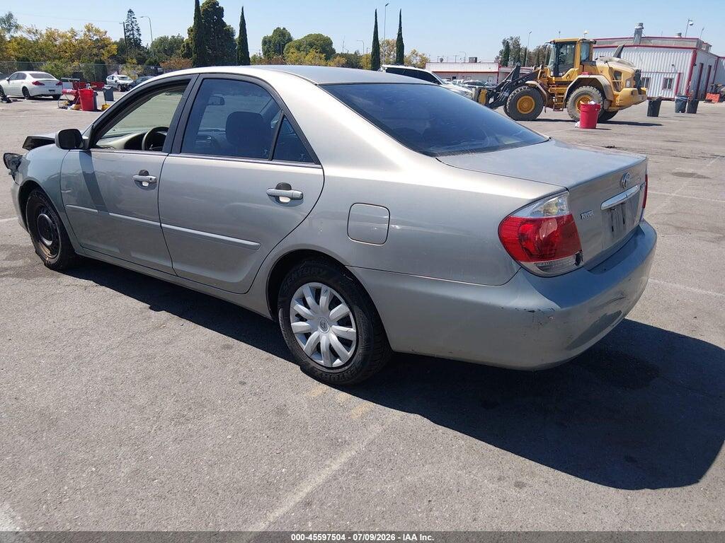 4T1BE32K16U715117 2006 TOYOTA CAMRY photo no. 3