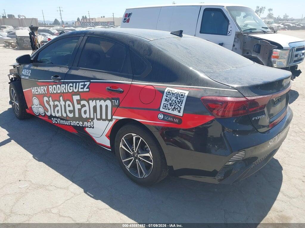 3KPF24AD5PE555105 2023 KIA FORTE photo no. 3
