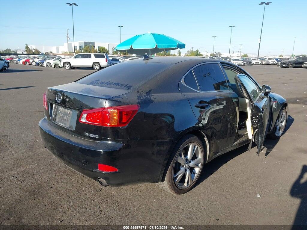 JTHBF5C20A5110423 2010 LEXUS IS 250 photo no. 4