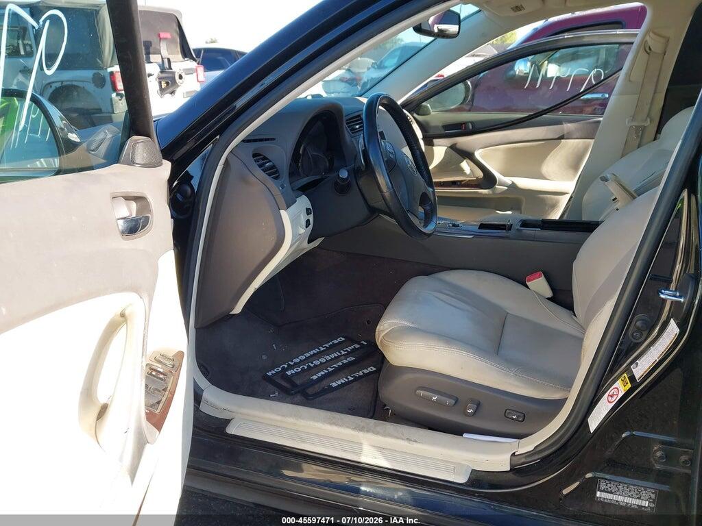 JTHBF5C20A5110423 2010 LEXUS IS 250 photo no. 5
