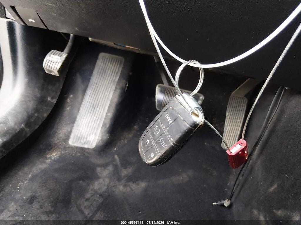 2C3CCABGXKH559496 2019 CHRYSLER 300 photo no. 11