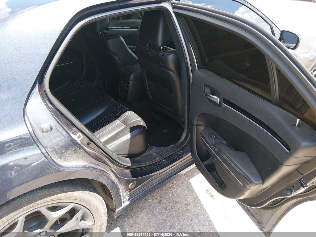 2C3CCABGXKH559496 2019 CHRYSLER 300 photo no. 8