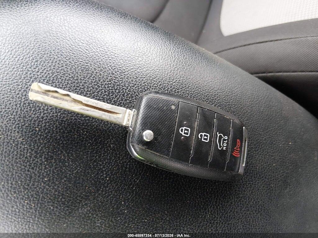 KNDJN2A29F7199549 2015 KIA SOUL photo no. 11