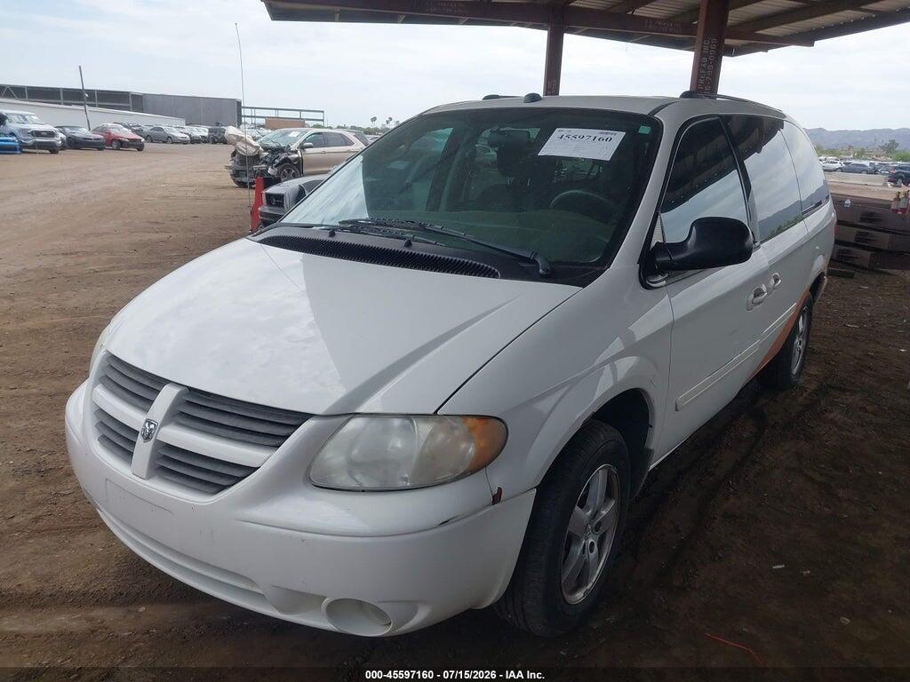2D4GP44L65R476856 2005 DODGE CARAVAN photo no. 2