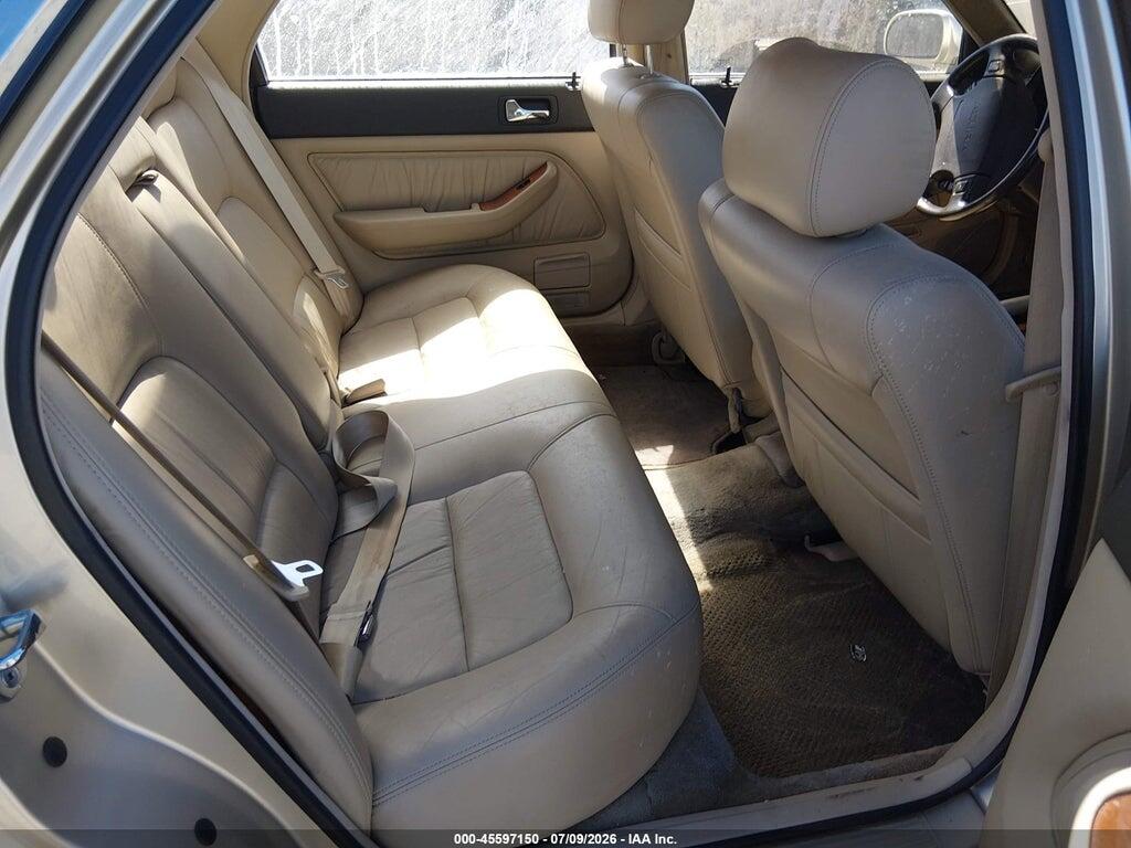 JH4KA7675PC004099 1993 ACURA LEGEND photo no. 8