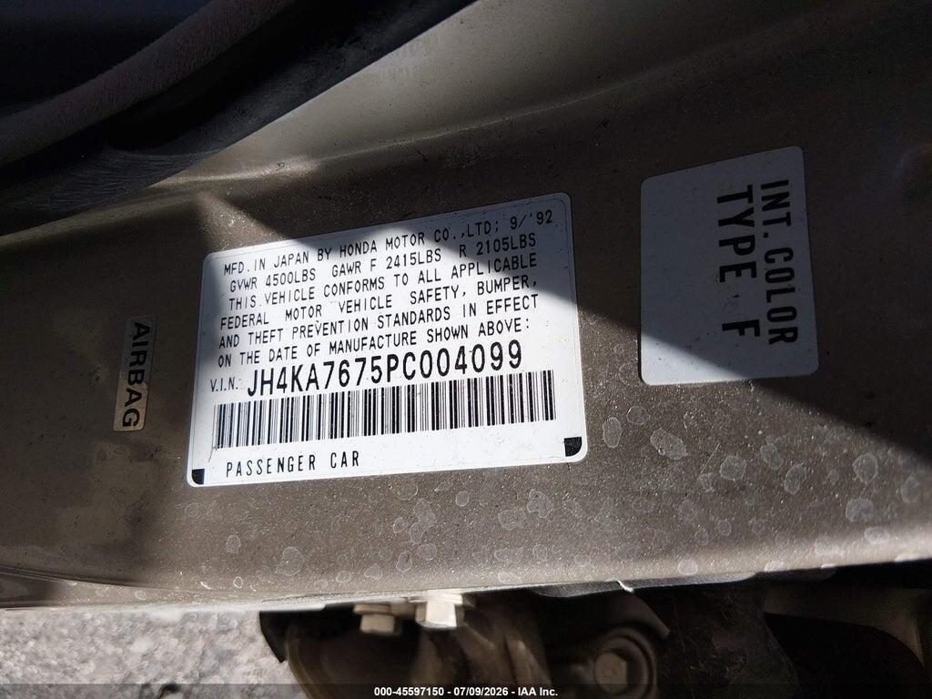 JH4KA7675PC004099 1993 ACURA LEGEND photo no. 9