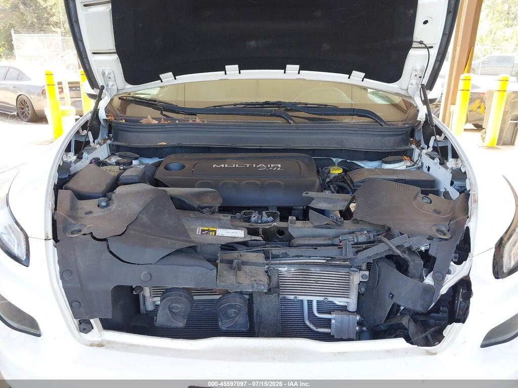1C4PJLCB2JD563300 2018 JEEP CHEROKEE photo no. 10