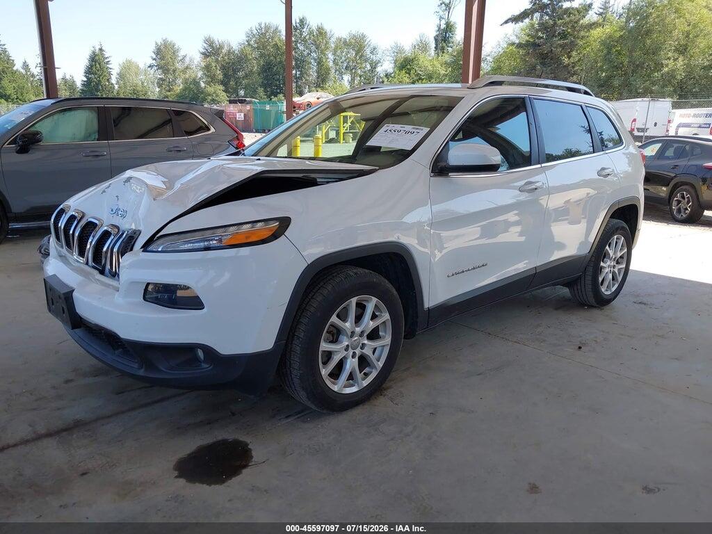 1C4PJLCB2JD563300 2018 JEEP CHEROKEE photo no. 2