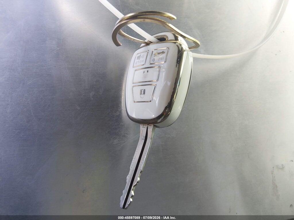5YFBURHE3FP283431 2015 TOYOTA COROLLA photo no. 11