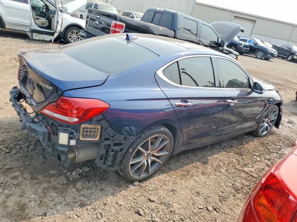 2021 GENESIS G70 3.3T — Фото 3 из 13