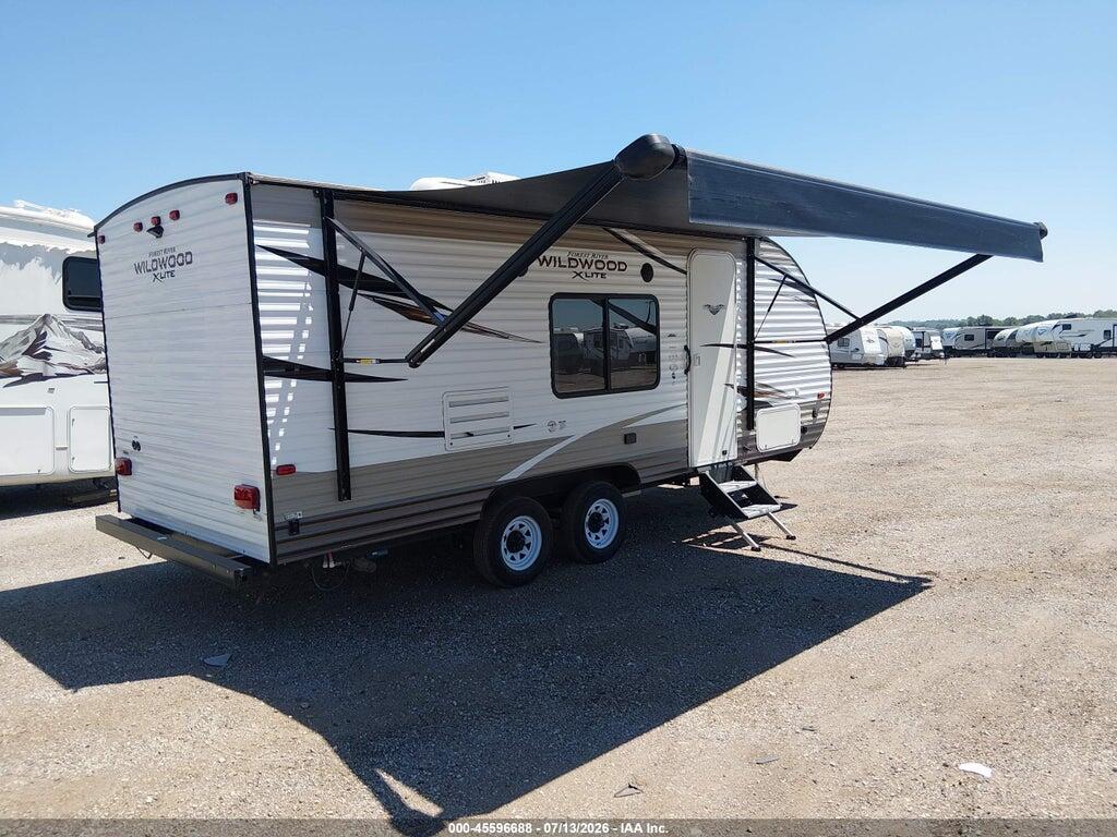 4X4TWDV26J7359014 2018 FOREST RIVER WILDWOOD X-LITE 201BHXL TRAVEL TRAILER photo no. 4