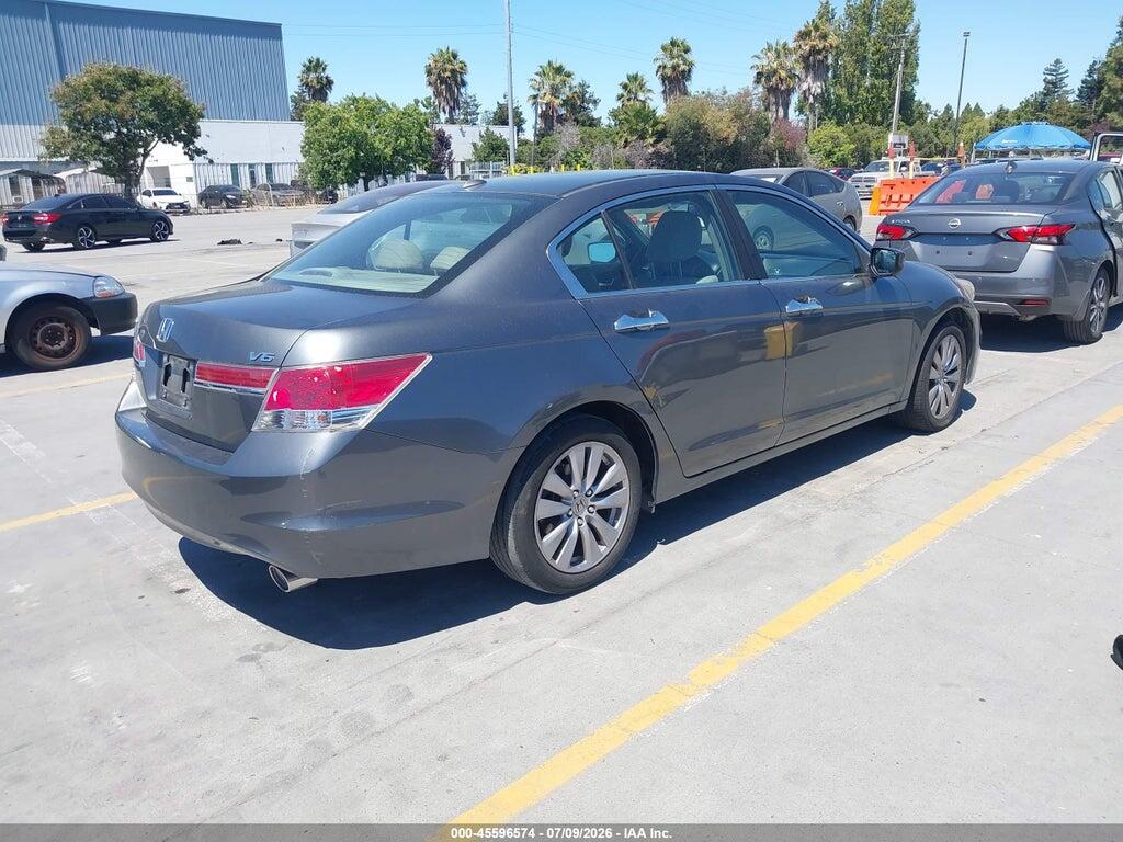 1HGCP3F86CA010023 2012 HONDA ACCORD photo no. 4