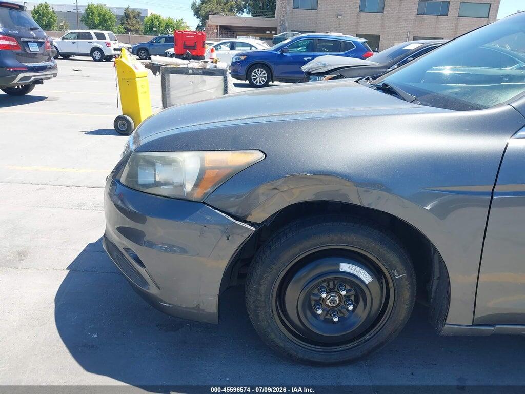 1HGCP3F86CA010023 2012 HONDA ACCORD photo no. 6