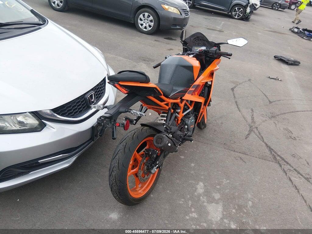 MD2JYJ407RN209050 2024 KTM 390 photo no. 4