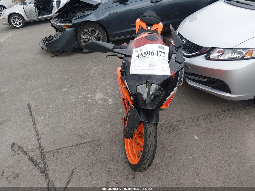 MD2JYJ407RN209050 2024 KTM 390 photo no. 5
