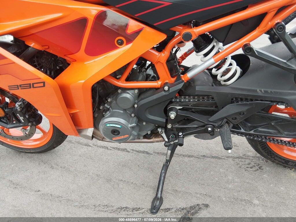 MD2JYJ407RN209050 2024 KTM 390 photo no. 9