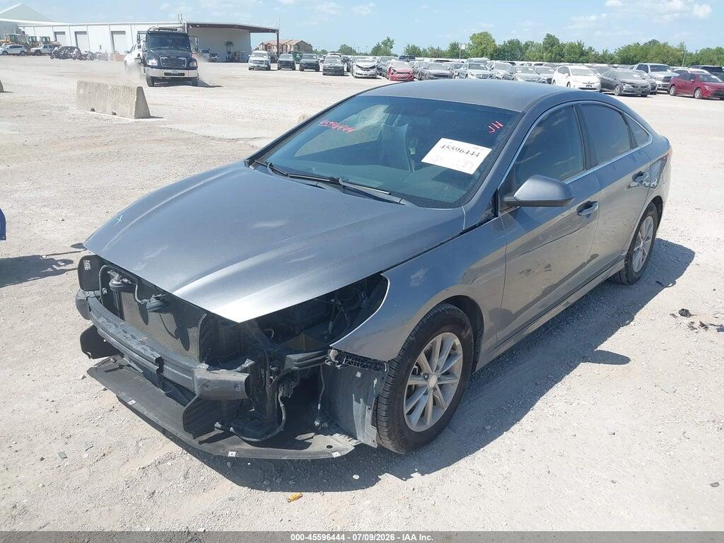 5NPE24AF2KH743940 2019 HYUNDAI SONATA photo no. 2