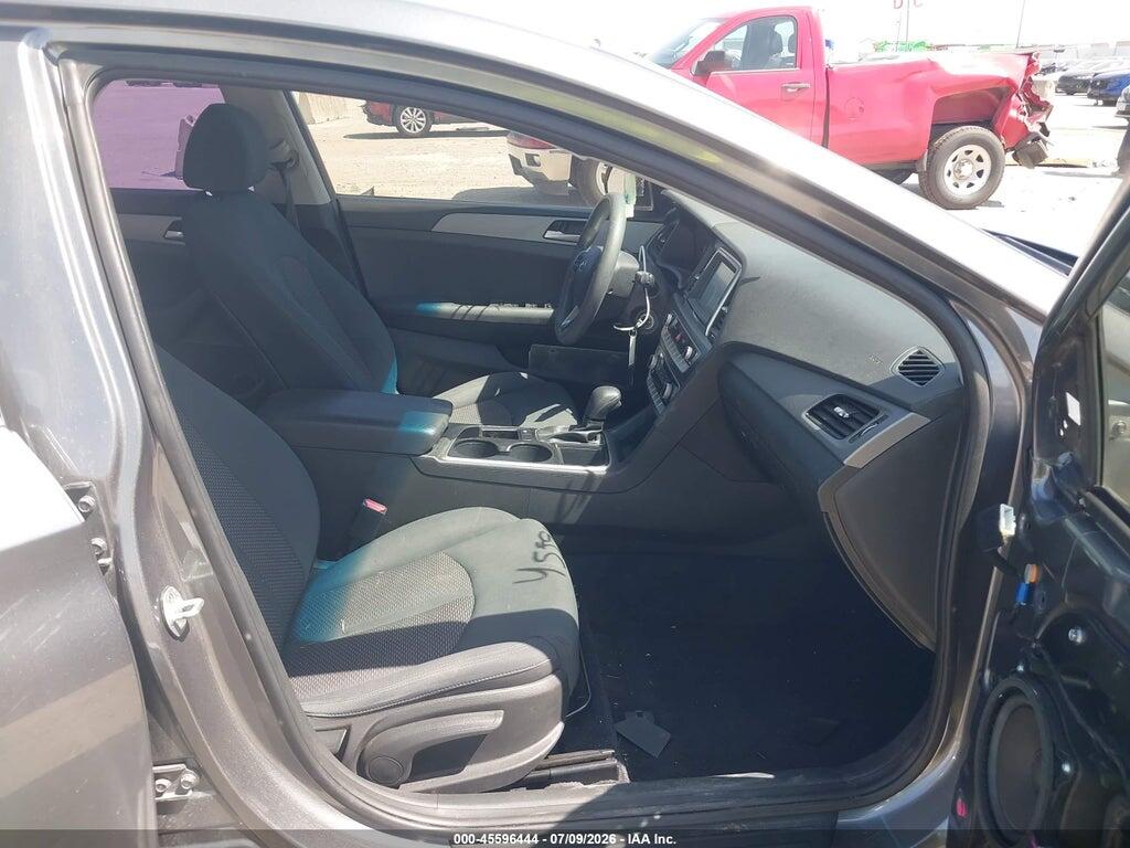 5NPE24AF2KH743940 2019 HYUNDAI SONATA photo no. 5