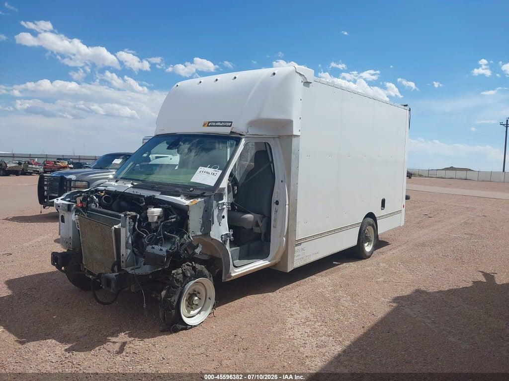 1FDWE3FN0NDC19827 2022 FORD E-350 CUTAWAY photo no. 2