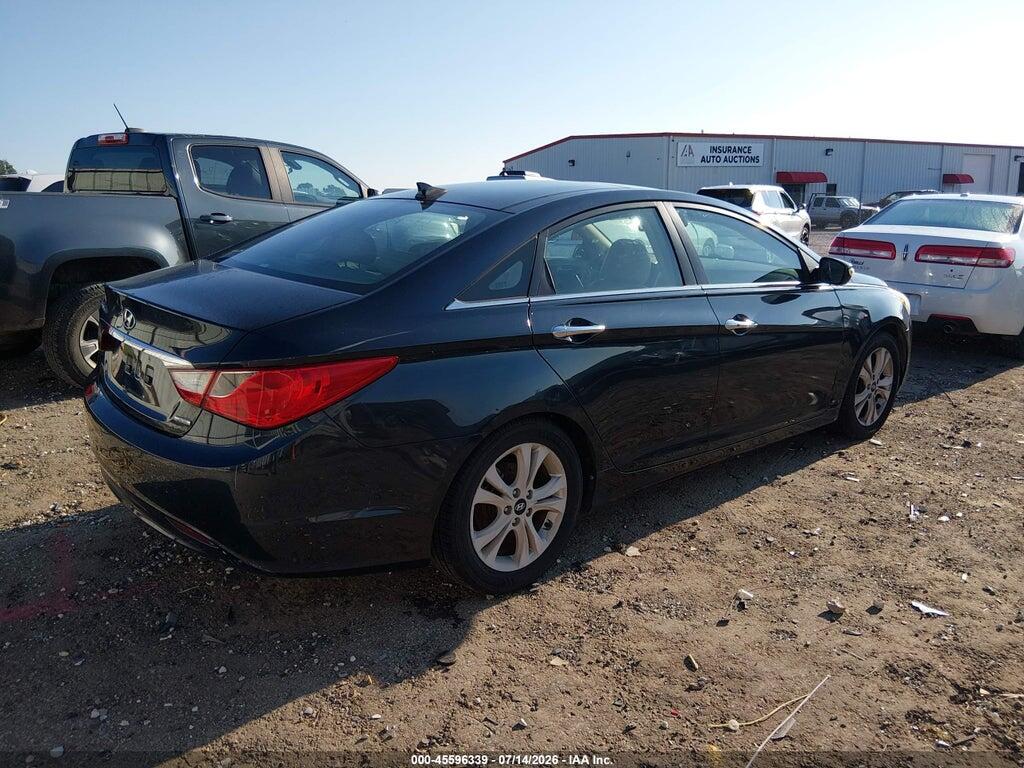 5NPEC4ACXDH637371 2013 HYUNDAI SONATA photo no. 4