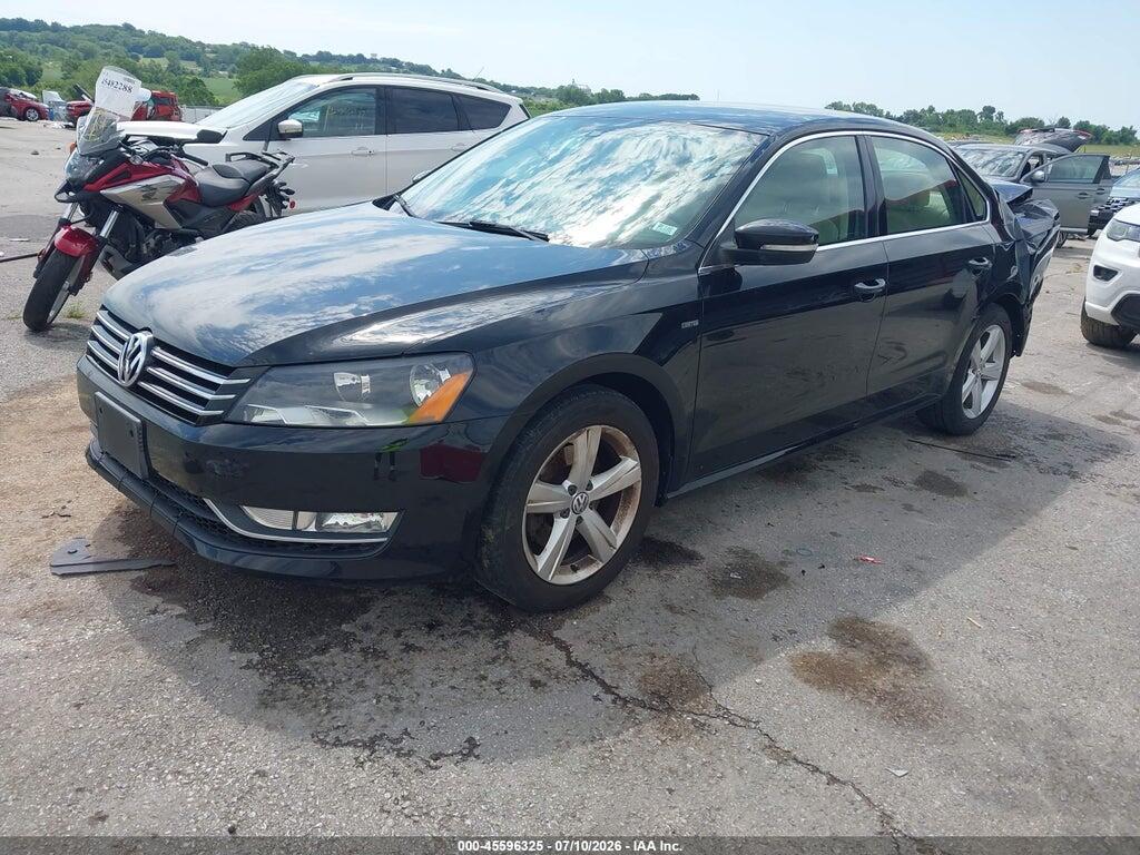 1VWAT7A35FC117395 2015 VOLKSWAGEN PASSAT photo no. 2