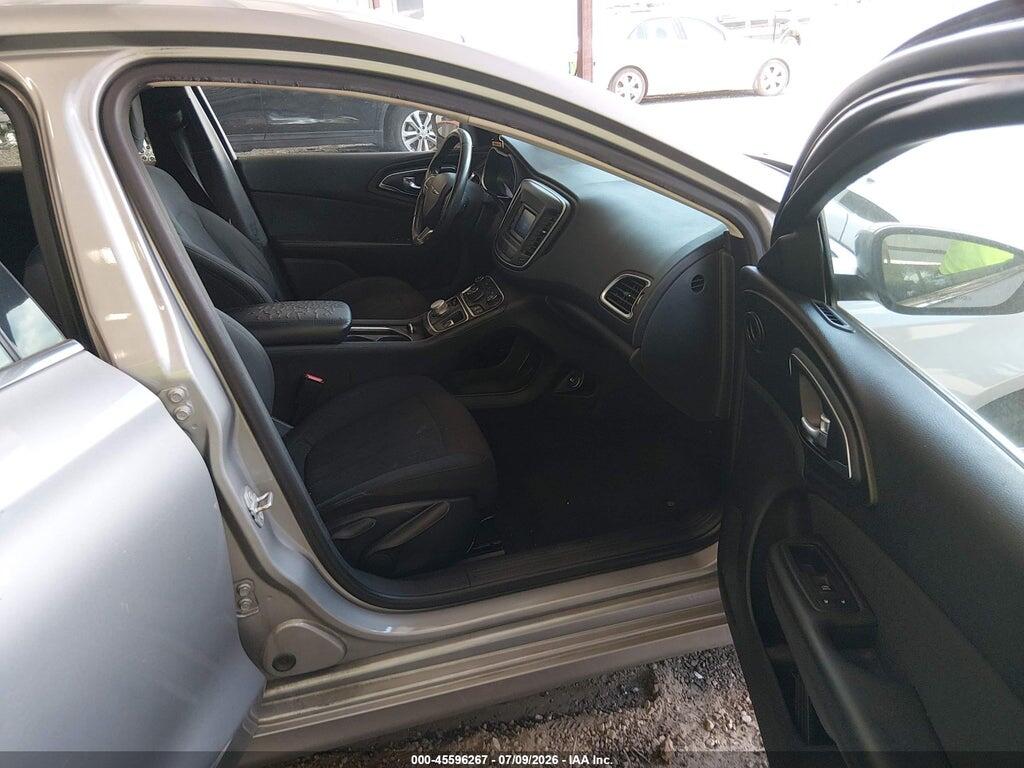 1C3CCCAB6FN629932 2015 CHRYSLER 200 photo no. 5