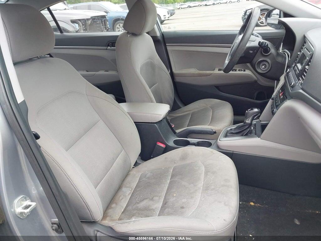 5NPD74LF8HH156595 2017 HYUNDAI ELANTRA photo no. 5