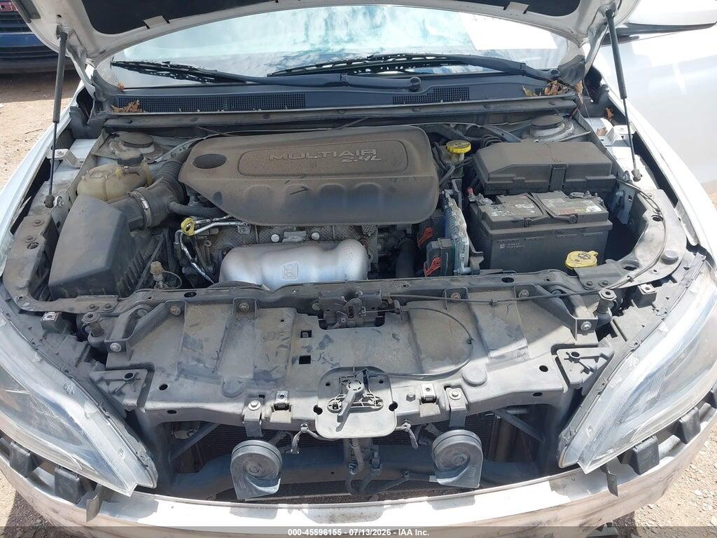 1C3CCCAB4GN156615 2016 CHRYSLER 200 photo no. 10