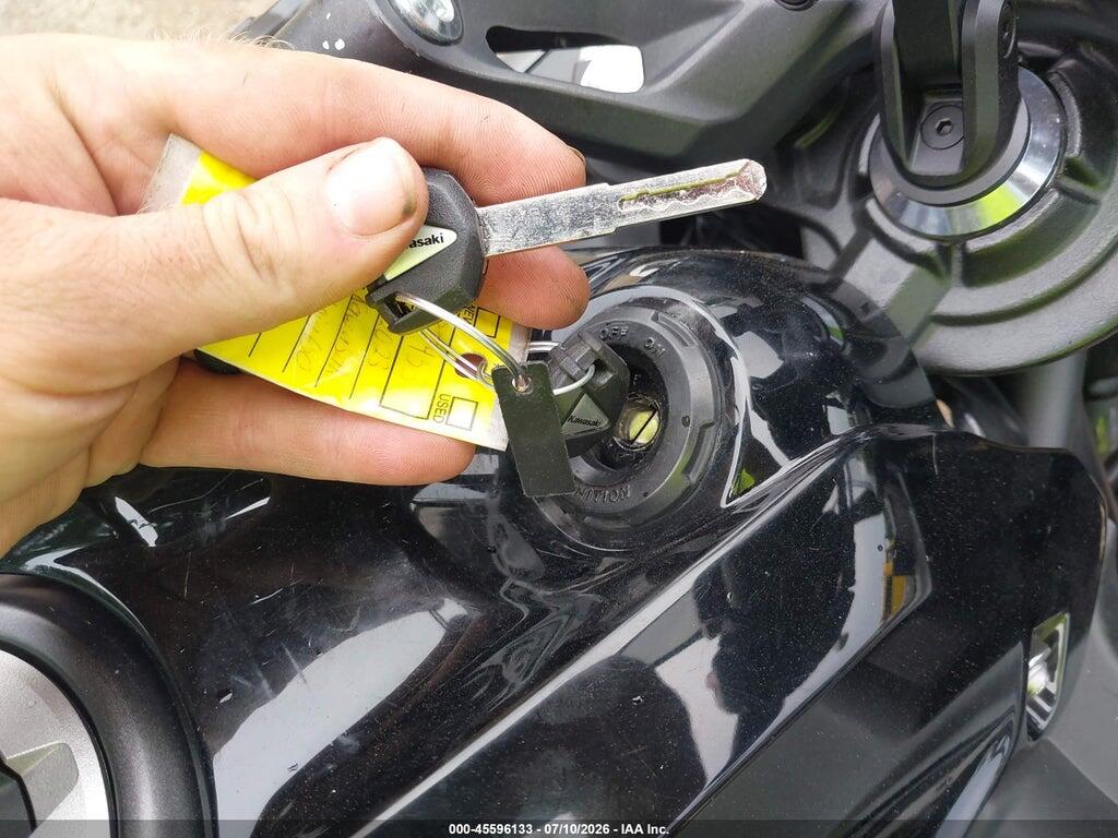 ML5EXER15PDA87453 2023 KAWASAKI EX650 photo no. 11